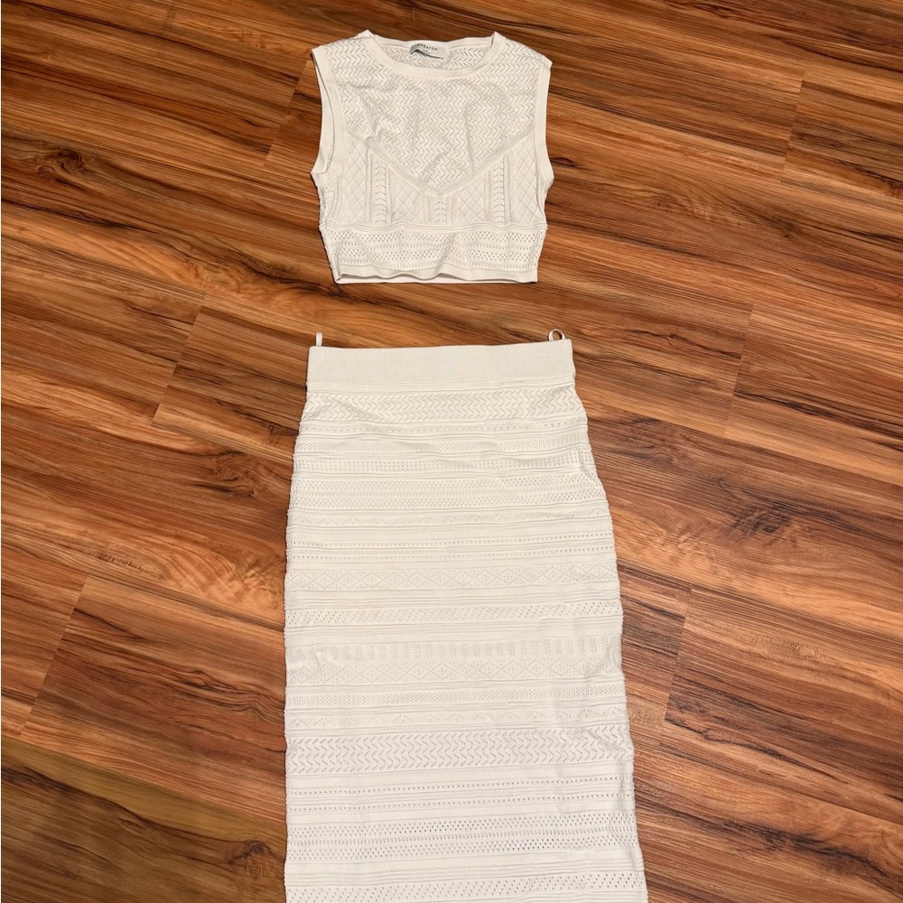 Title: White Knit Two-Piece Set